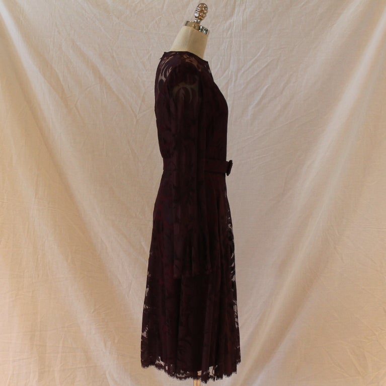 Vintage purple chantilly english lace coctail dress circa 60's