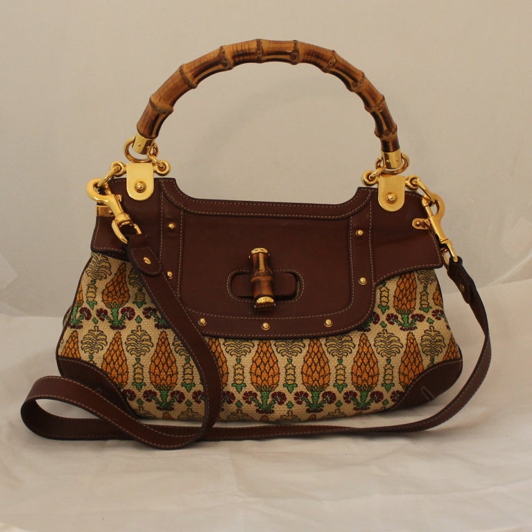 Gucci Runway 2005 Pigna Pineapple Bamboo Handbag - Brown Leather, GHW and Bamboo handle and lock. Removable long strap so it has the option to be worn as messenger. Shoulder handle drop 6