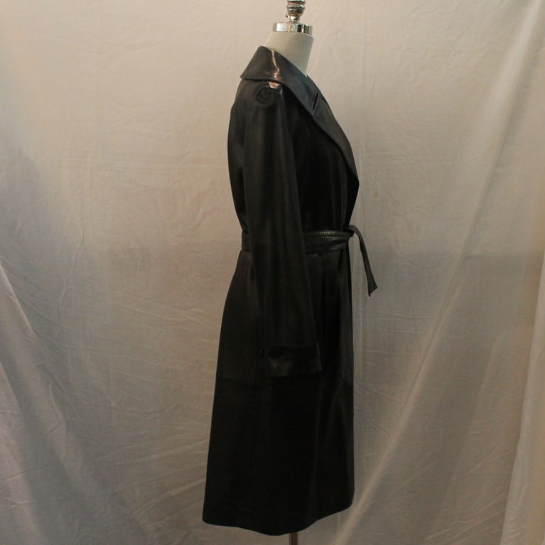 Bottega Veneta Black Leather Coat - Small. The leather on this coat is spectacular. This item is in mint condition. The measurements are:
Length 42