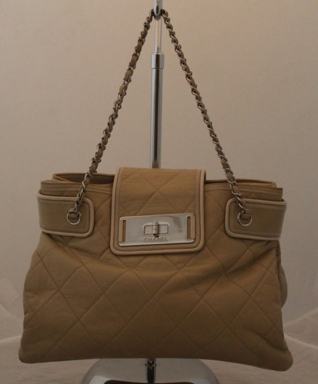 Women's Chanel Tan Lambskin Shoulder Handbag - SHW