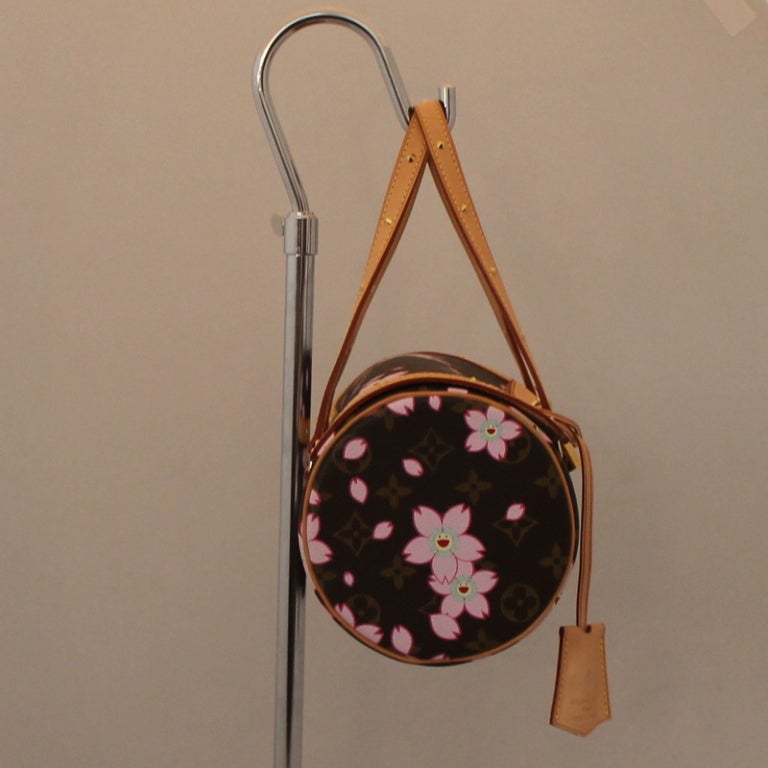 Louis Vuitton Brown Murakami Handbag
Length 10.5