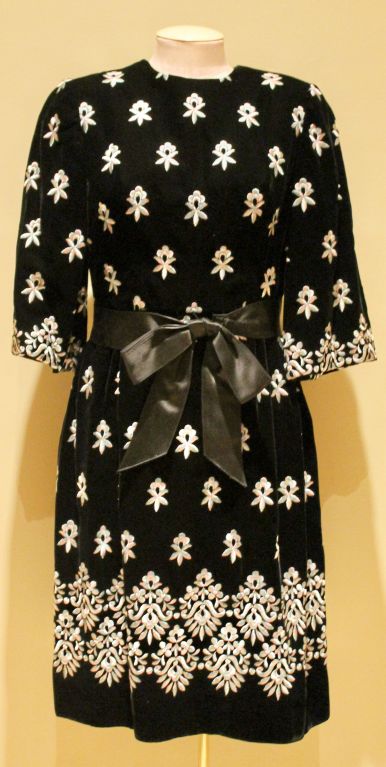 Vintage Sarmi Black Embroidered Velvet Dress - Size 4<br />
Circa 50's<br />
Additional Measurements:<br />
Shoulder to Shoulder: 16