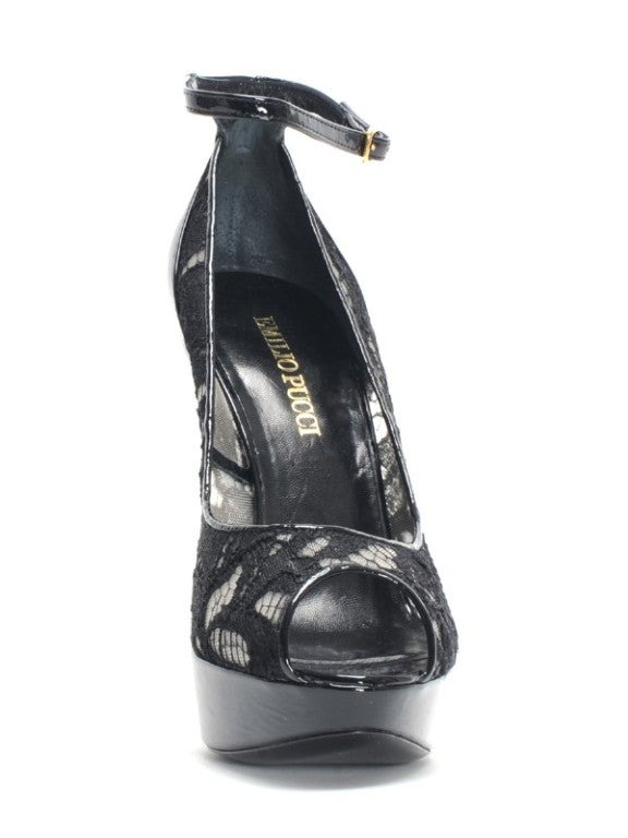 New Emilio Pucci Black Lace and Patent Leather Platform Shoes 

Size 36  -  US 6

Unworn. In original box.