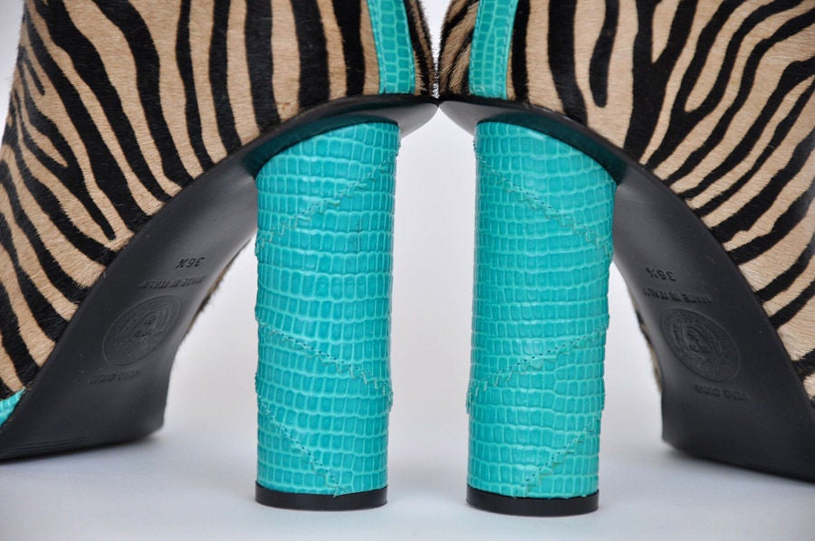 1990er Jahre Vintage Gianni Versace Stiefel aus Ponyhaar und Schlangenhaut 36,5 im Angebot 1