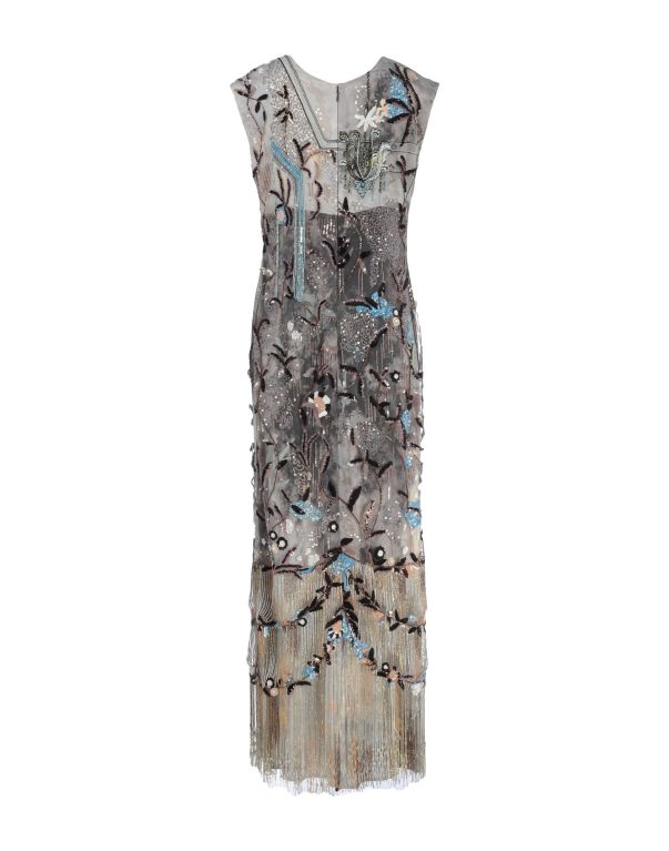GIORGIO ARMANI EMBELLISHED GOWN

Carefully embroidered with beads and sequins, and then finished with beaded fringe. This Giorgio Armani's gown is a show-stopping evening piece! Wear yours on the red carpet with drop earrings and metallic