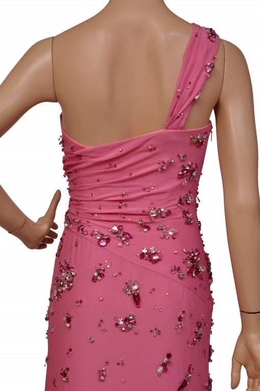 New Versace Crystal Embellished One Shoulder Pink Gown In New Condition In Montgomery, TX