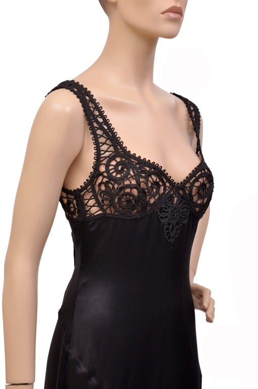 NEW VERSACE BLACK SILK MACRAME LONG DRESS Gown 42 - 6 For Sale 4