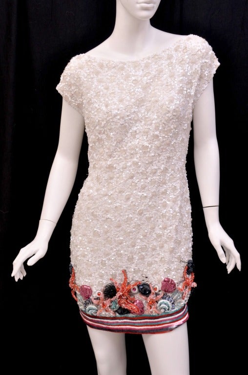 New Zuhair Murad Sea star Embellished Beaded White Mini Dress

Open back

Fully lined

Size 42

Brand New