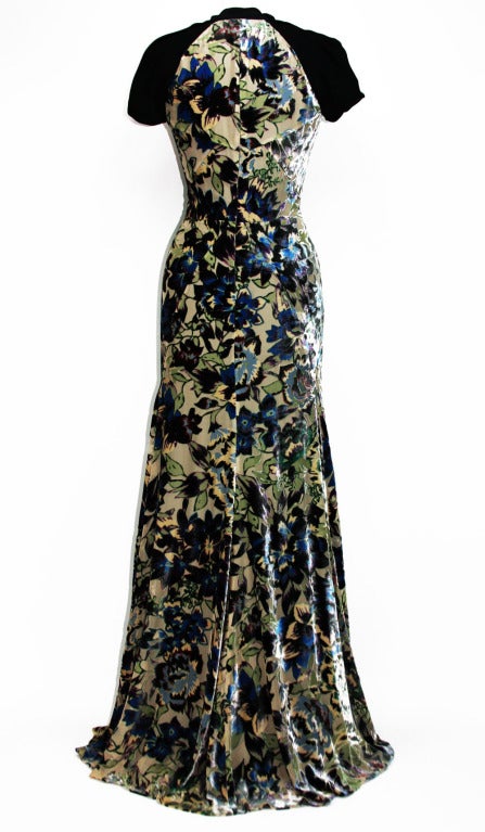 New Etro Floral Printed Velvet Gown 44 In New Condition In Montgomery, TX