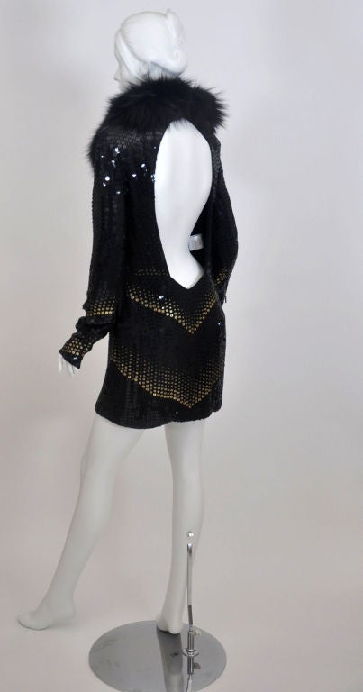 Gucci sequin dress with fox fur scarf 3