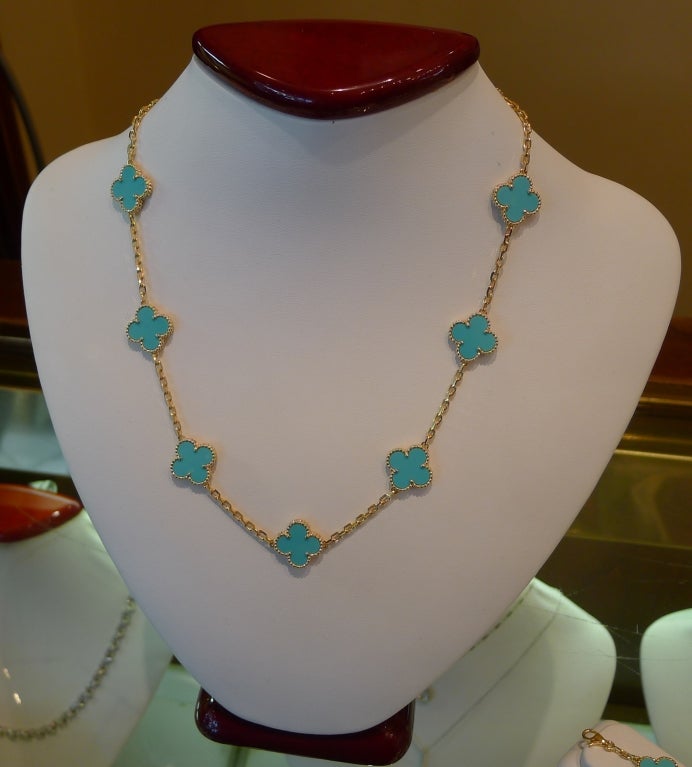 Brand Name: Van Cleef & Arpels<br />
Series: Alhambra Vintage<br />
Style (Gender): Women's<br />
Setting Material: 18K Yellow Gold 
