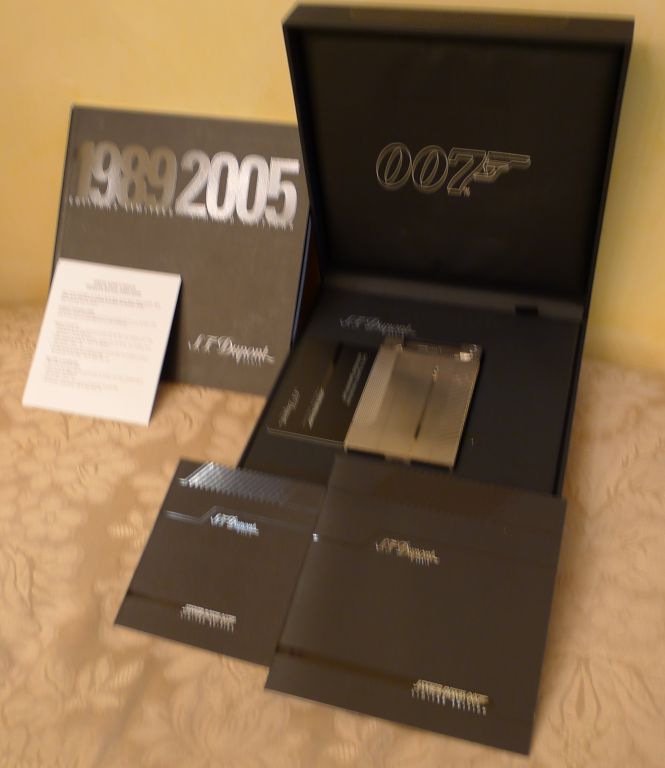 Brand Name: S.T. Dupont<br />
Style Name: 007 James Bond Jeroboam Lighter (Limited Edition of 707 Pieces)<br />
Model: 027006