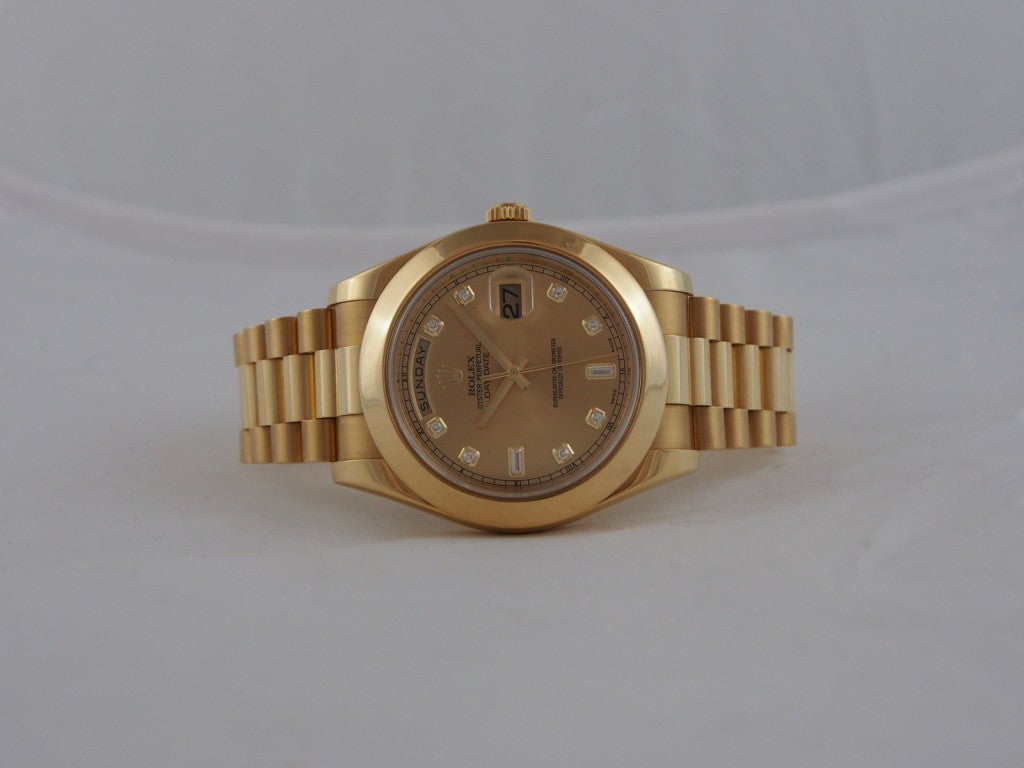 Women's or Men's Rolex Yellow Gold Day-Date II Watch with Champagne Diamond Dial