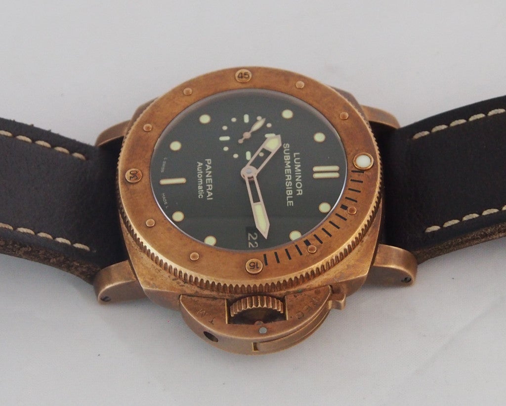 Panerai Special Edition PAM 382 Luminor Submersible Bronzo Watch In Excellent Condition In Los Angeles, CA