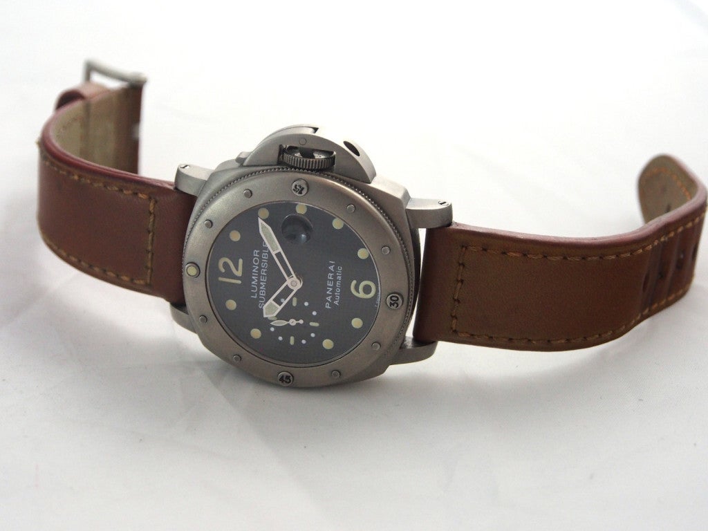 panerai submersible titanium 44mm