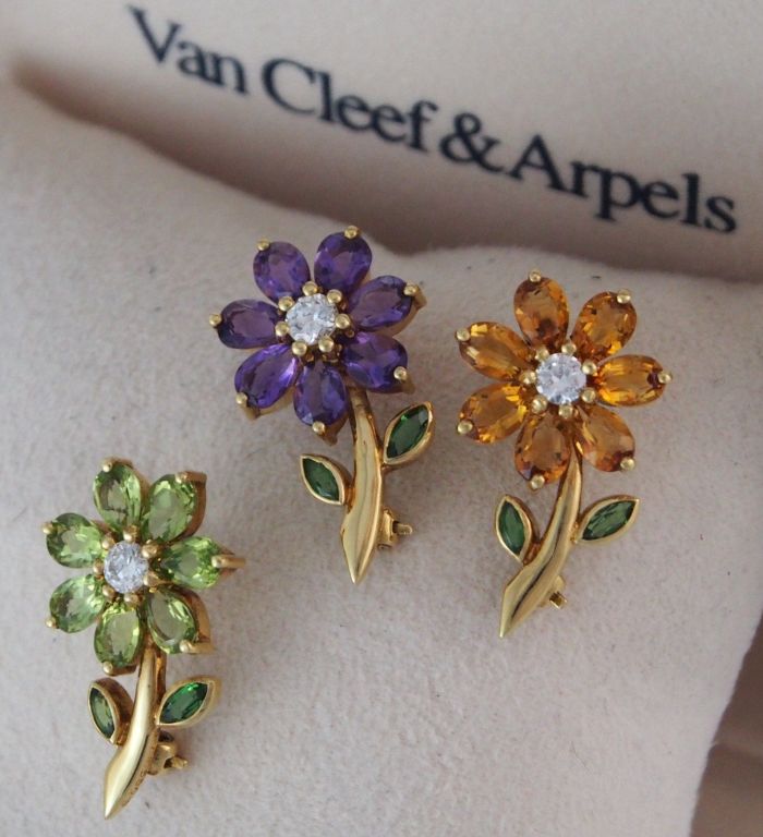 VAN CLEEF & ARPELS "Flower" Citrine Tourmaline Amethyst Diamond Brooch Pins