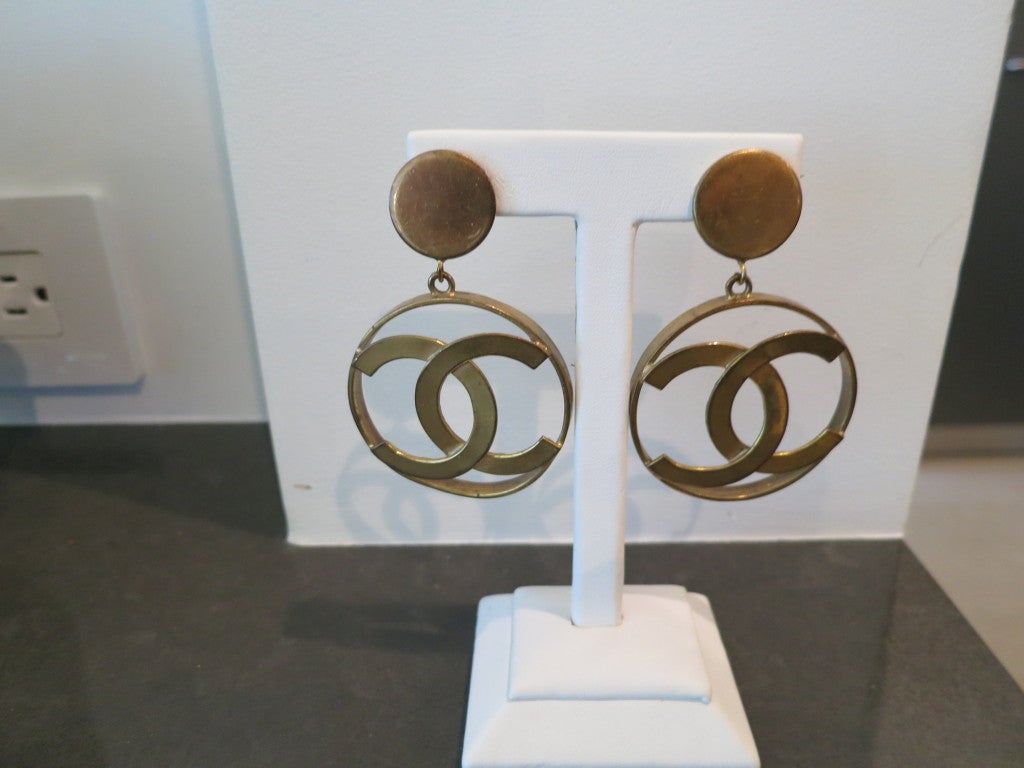 Women's Chanel Vintage Hoop earrings with Large CC's