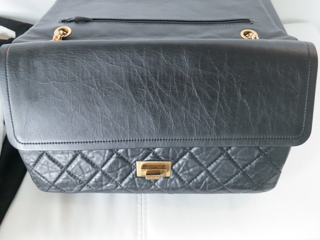 Chanel Shoulder Bag Black Leather sac class rabat