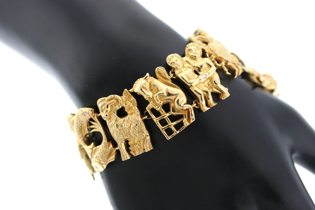 Tiffany Zodiac Sign Gold Bracelet 1