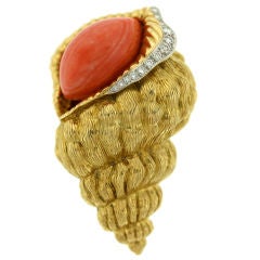 DAVID WEBB Coral and Diamond Golden Shell Brooch Clip