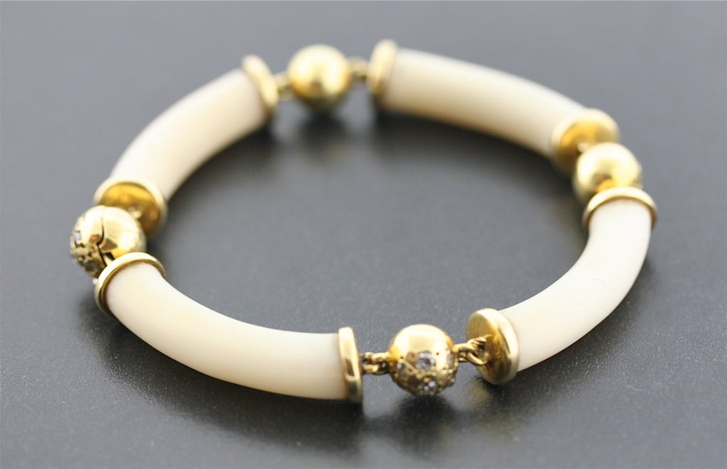 VAN CLEEF & ARPELS Ivory and Diamond Bracelet 2