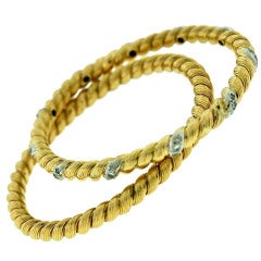 VAN CLEEF & ARPELS Pair of Bangle Bracelets