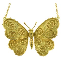 VAN CLEEF & ARPELS Gold Butterfly Necklace