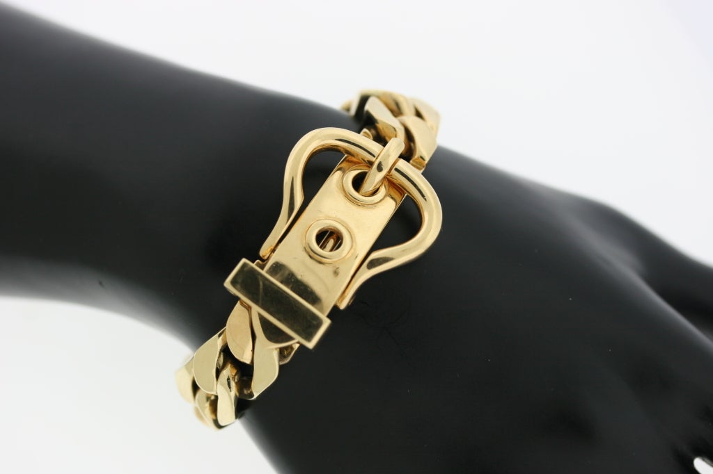 GUCCI 1970s Solid  Gold Buckle Bracelet In Excellent Condition In New York, NY