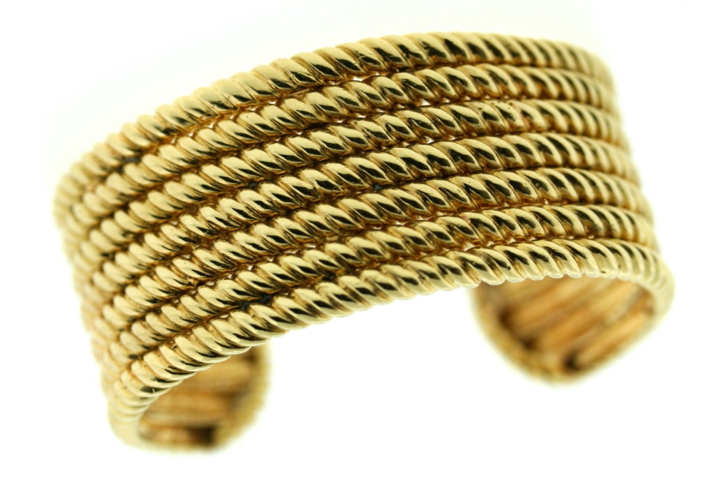 VAN CLEEF & ARPELS Twisted Ropework Gold Cuff Bracelet 4