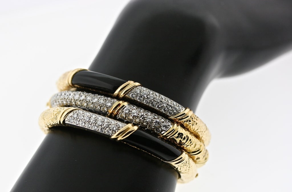 Van Cleef & Arpels Set of Gold, Diamond & Onyx Bangle Bracelets 1