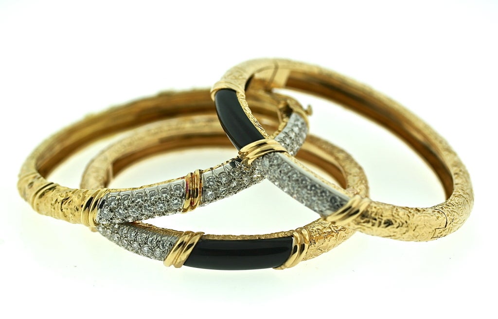 Van Cleef & Arpels Set of Gold, Diamond & Onyx Bangle Bracelets 3