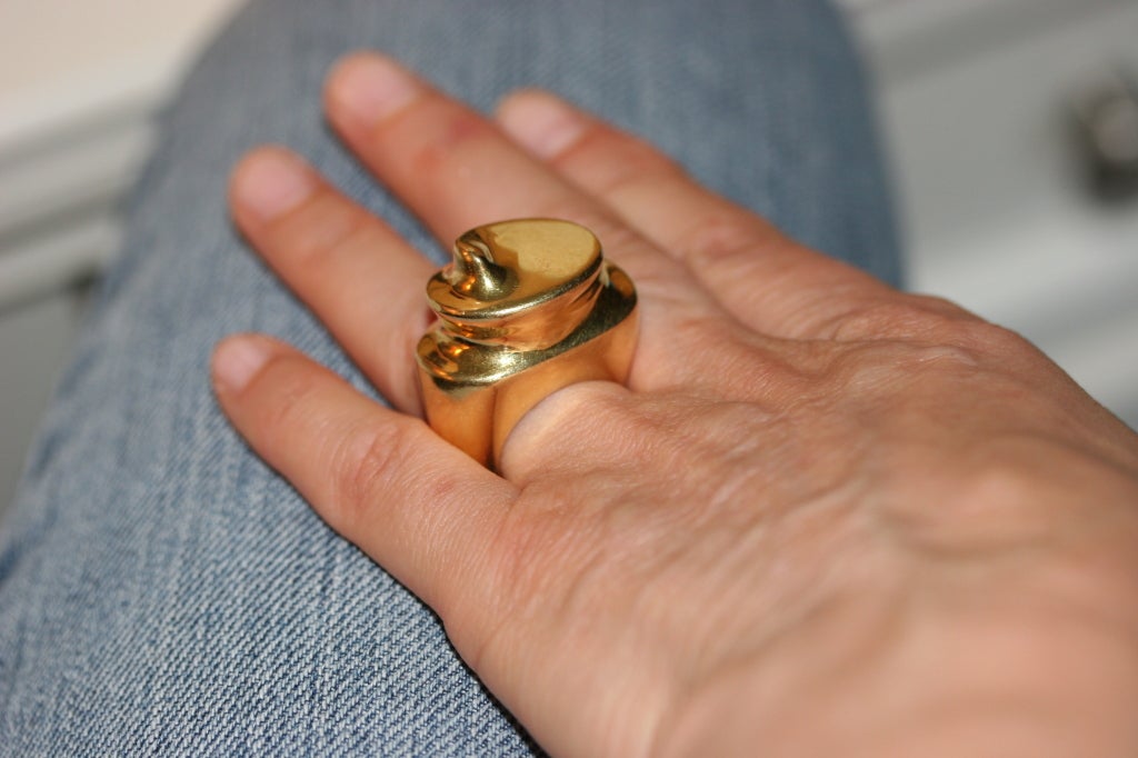 PATRICIA VON MUSULIN Gold Swirling Ring For Sale 2