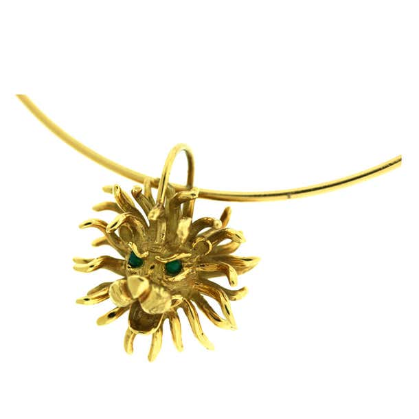 Cartier lion necklace Clearance