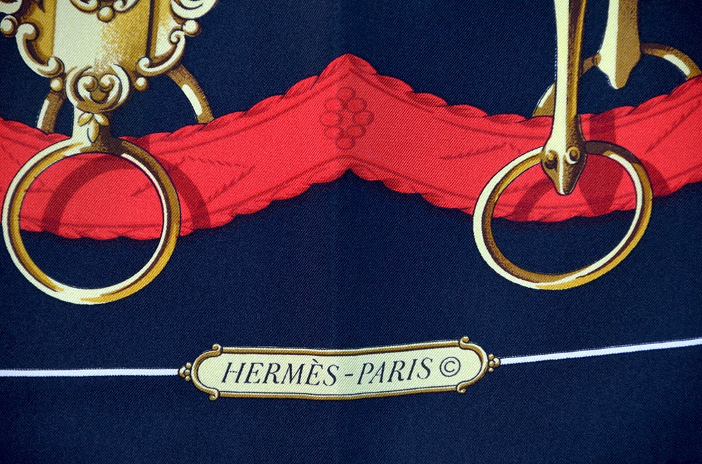 Sensationaler Hermès-Schal mit Kettenmotiv 2