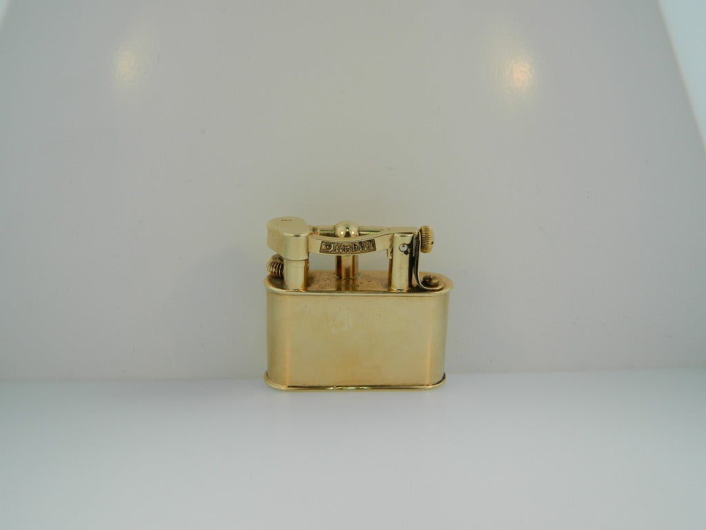 Dunhill Yellow Gold, Diamond, Onyx and Platinum Bijou Lighter with Watch 1932 In Good Condition In Chicago, IL