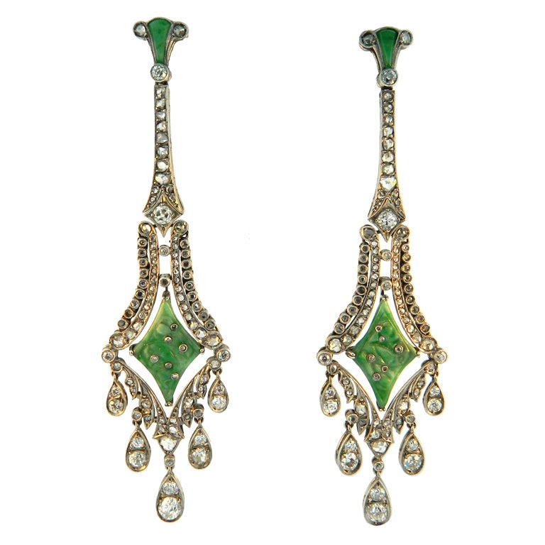 Edwardian Carved Jade, Diamond, and Platinum Chandelier Earrings For Sale