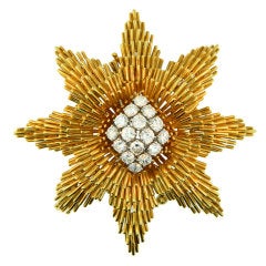 DAVID WEBB Gold, Platinum and Diamond Star Brooch DAVID WEBB Gold, Platinum and Diamond Star Brooch