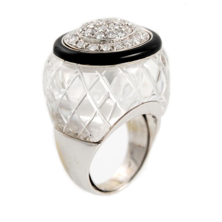  White Gold Rock Crystal Diamond and Enamel Dome Ring In Good Condition For Sale In Verona, IT
