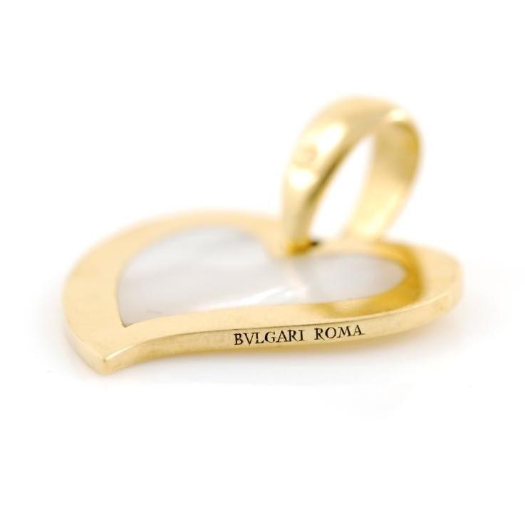 18kt yellow gold and mother of pearl heart pendant by Bulgari, Italy, 1970's.