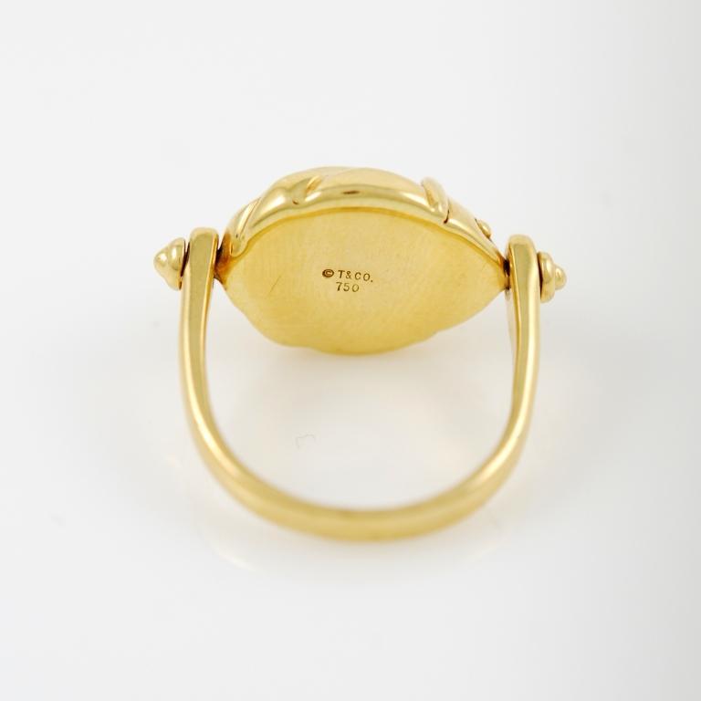 18kt yellow gold scarab ring, signed Tiffany & Co. size 5.5, 1990's.
