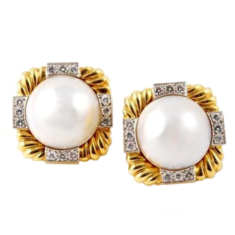 DAVID WEBB Mabe Pearl and Diamond Earclips For Sale