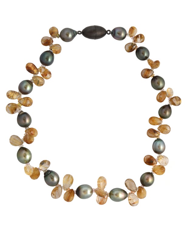 Black Tahitian Garland Necklace