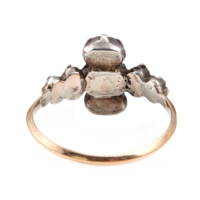 Georgian Era Rose Cut Diamond Five Stone Ring In Excellent Condition In Austin, TX