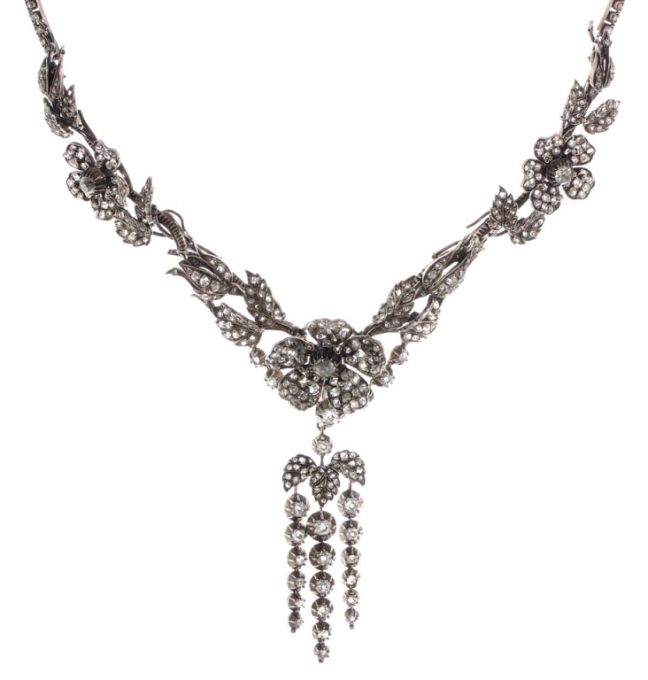 Women's Rare Victorian Garland en Pampille Diamond Necklace and Earrings