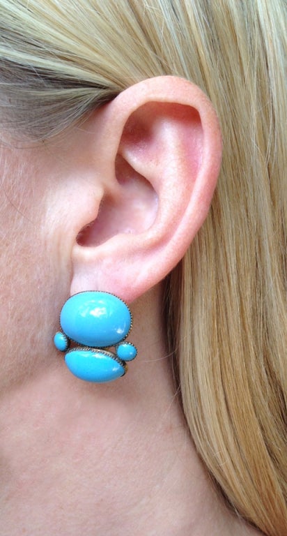 Turquoise Queen Anne Earrings In Good Condition In Austin, TX