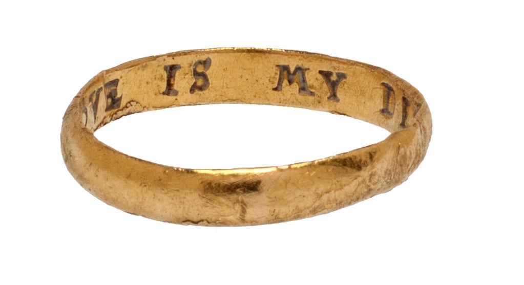 Circumference  47.8mm.; weight 1.8 gr.; US size 4 ½ , UK  size I ½

Bands such as this one are called posy rings because the inscriptions or mottoes are known as “posies,” from the French word for poem – poésie. The often-rhymed mottos of many of