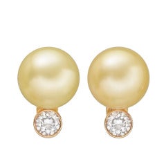 BULGARI Golden South Sea Pearl & Diamond Earclips