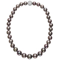 Black Cultured Pearl Necklace with Pave Diamond Clasp 8