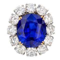 VAN CLEEF & ARPELS Burmese 10.51 Carats Sapphire Diamond Ring