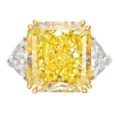 Fancy Intense Yellow Diamond Ring